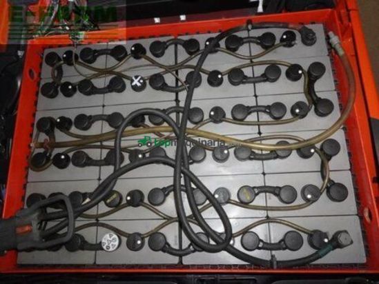 Elevadora - Linde - e 18 evo 386-02