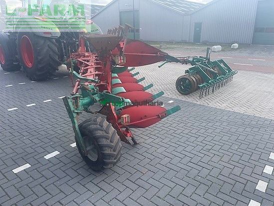 Arado - Kverneland - lb 85-300 6 schaar met packomat