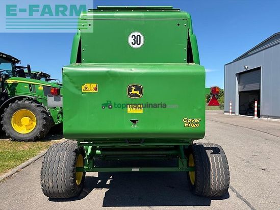 Empacadora gigant - John Deere - 864
