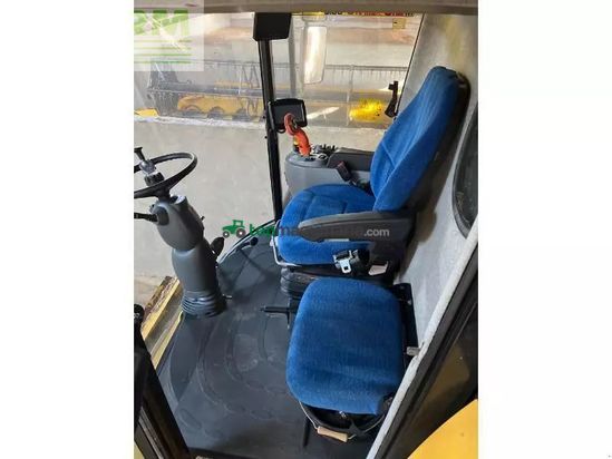 Cosechadora de Cereal - New Holland - cx5090