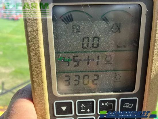Cosechadora de Cereal - John Deere - 7400