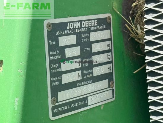 Empacadora gigant - John Deere - 590
