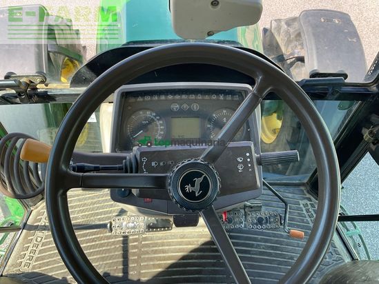 Tractor agrícola - John Deere - 5820