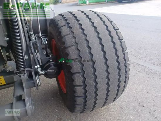 Empacadora gigant - Claas - variant 465 rc