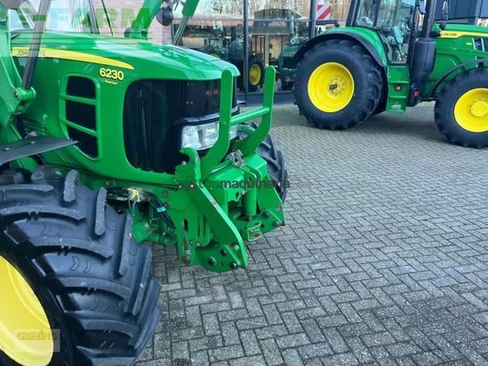 Tractor agrícola - John Deere - 6230
