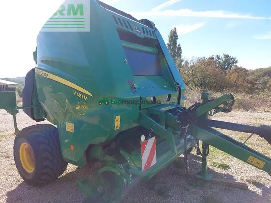 Empacadora gigant - John Deere - v 451 m