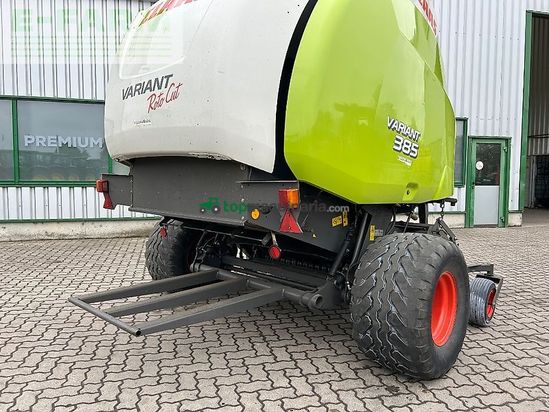 Empacadora gigant - Claas - variant 385 rc