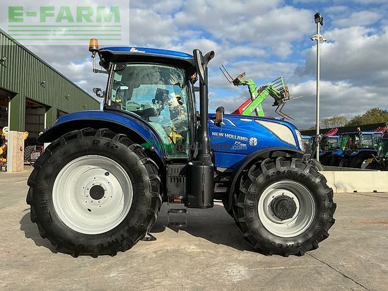 Tractor agrícola - New Holland - t7.225 blue power (st27575)