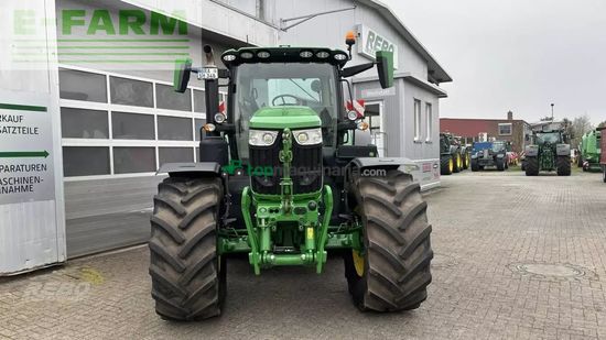 Tractor agrícola - John Deere - 6r215