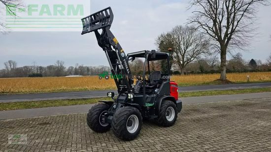 Minicargadora -  - compact x27-50e