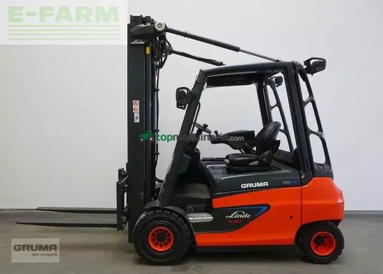 Elevadora - Linde - e 30 ion 387