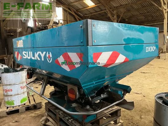 Esparcidor -  - distributeur d'engrais dx 30+