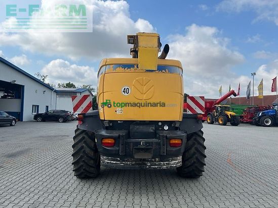 Cosechadora de Cereal - New Holland - fr 9060