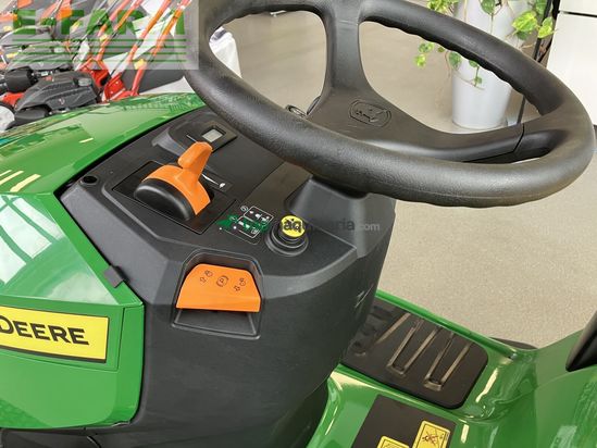 Tractor agrícola - John Deere - x 167r