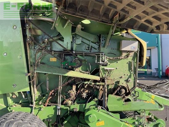 Empacadora gigant - Krone - v 150 xc