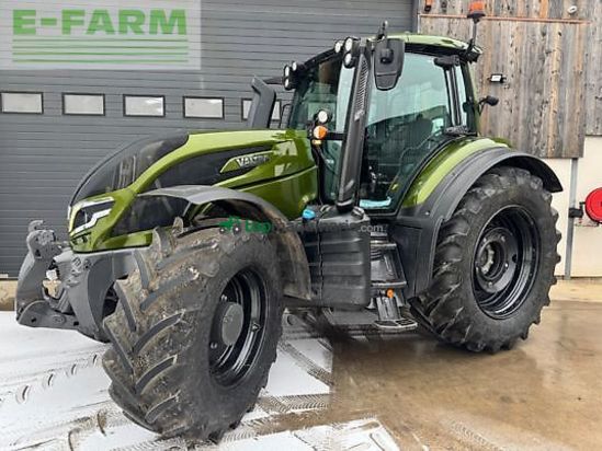 Tractor agrícola - Valtra - t235d