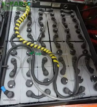 Elevadora - Linde - e 18 ph 386