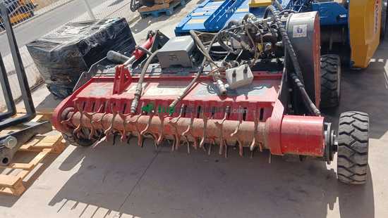 TRITURADORA PARA RESTOS DE PODA SEPPI PARA CARGADORA