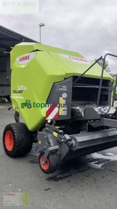 Empacadora gigant - Claas - rollant 520 rc