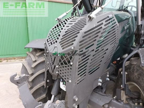 Tractor agrícola - Valtra - n154 active mit forstausrüstung