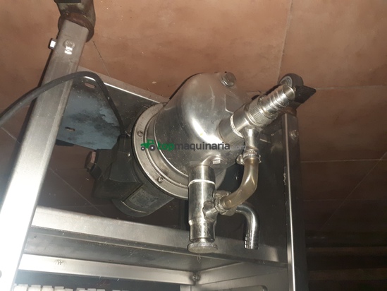 LLENADORA BOTELLAS SEMI AUTOMÁTICA CON BOMBA Y FILTRO DE 24 PLACAS