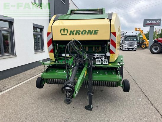 Empacadora gigant - Krone - comprima cv 150 xc