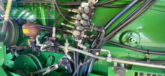 Cosechadora de Cereal - John Deere - T670