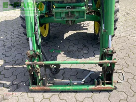 Tractor agrícola - John Deere - 5820