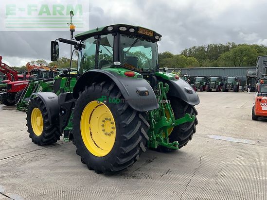 Tractor agrícola - John Deere - 6215r tractor (st24044)