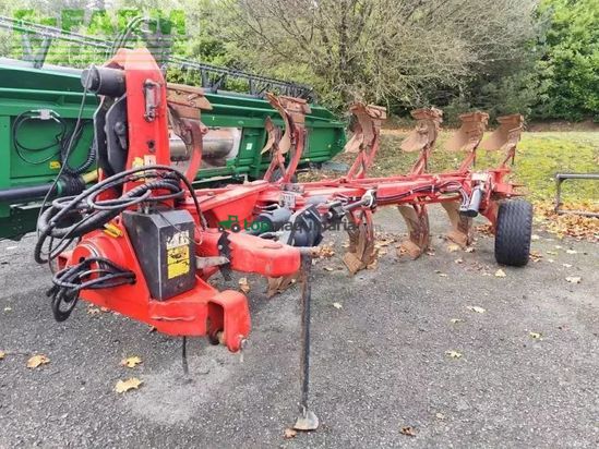 Arado - Gregoire Besson - 6 corps