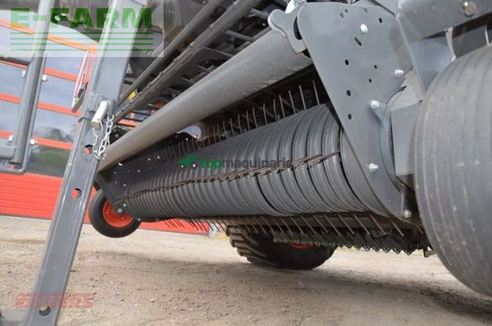 Empacadora gigant - Claas - variant 585 rc pro