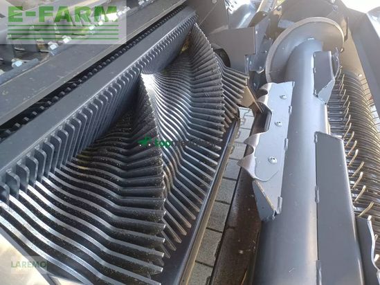 Empacadora gigant - Claas - quadrant 5300 fc evolution