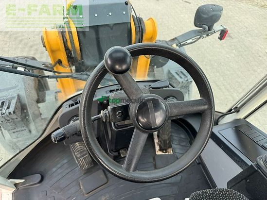 Minicargadora - Liebherr - 509 tele