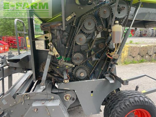 Empacadora gigant - Claas - USED ROLLANT 354