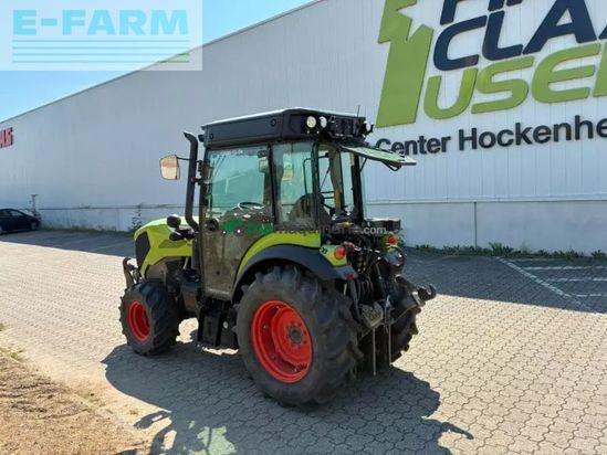 Tractor agrícola - Claas - nexos 240 s