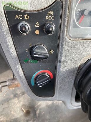 Tractor agrícola - Claas - arion 640 cebis