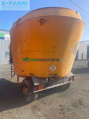 Remolqu esparcidor - Lucas - mélangeuse spirmix 140 lucas
