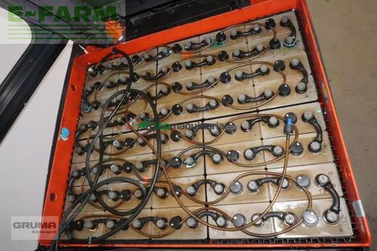 Elevadora - Linde - e 30/600 hl 387