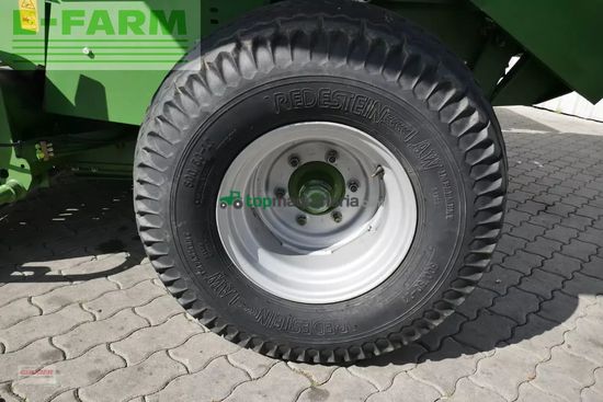 Empacadora gigant - Krone - vario pack 1500 mc