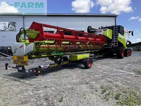 Cosechadora de Cereal - Claas - trion 740 tt mit v 770