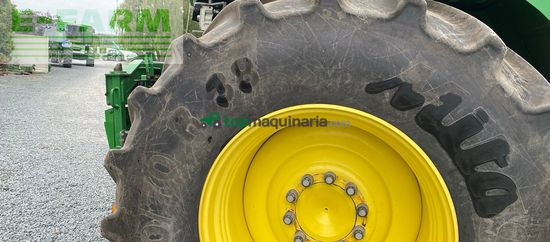 Cosechadora de Cereal - John Deere - 8300