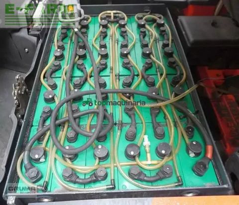 Elevadora - Linde - e 14 evo 386-02