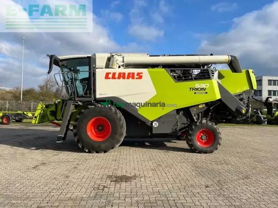 Cosechadora de Cereal - Claas - trion 530 montana