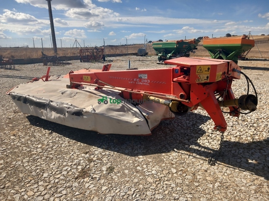 Segadora acondicionada - Kuhn - FC283 Lift Control