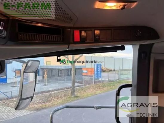 Cosechadora de Cereal - Claas - trion 660 terra trac allrad