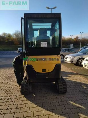 Excavadora - Yanmar - sv18