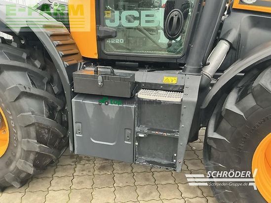 Tractor agrícola - JCB - fastrac 4220