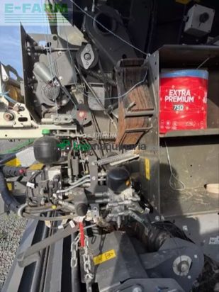 Empacadora gigant - Claas - 585 c