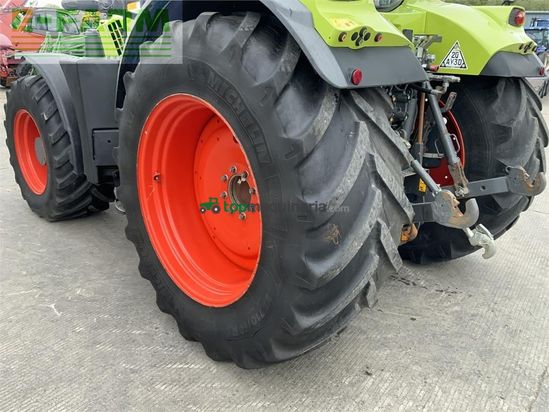 Tractor agrícola - Claas - 650 arion tractor (st25367)