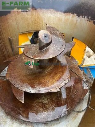 Remolqu esparcidor -  - 226/2